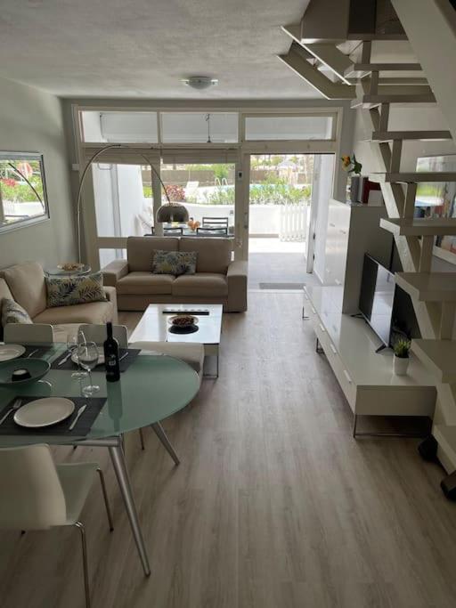 Apartamento Puerto Rico - Primera Linea De Playa Mogan Bagian luar foto